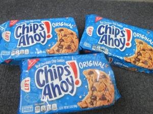 lot 319 image: 3- 13 oz Chips Ahoy Original...