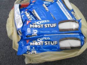 lot 333 image: 12- 3 oz Oreo Most Stuf...