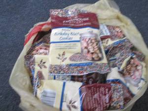 lot 337 image: 12- 2.5 oz Birthday Blast Cookies...