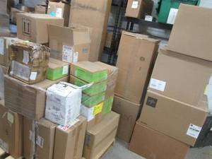 lot 348 image: Pallet & Area Lot of UnsoldUnclaim...