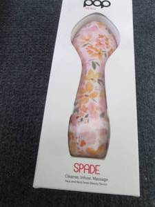 lot 387 image: Pop Sonic Spade Cleansing & Exfolia...