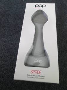 lot 388 image: Pop Sonic Spade Cleansing & Exfolia...