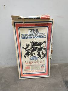 lot 8 image: NFL Superbowl Electric Football Game