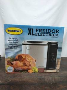 lot 23 image: Butterball XL Electric Fryer
