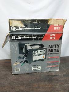lot 27 image: Mity Mite AC ARC Welder