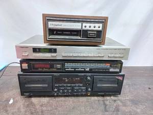 lot 38 image: Collection of Electronics