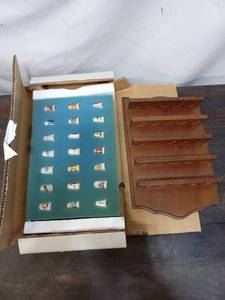 lot 81 image: Thimble Collection