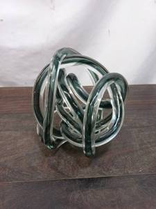 lot 85 image: Glass Tube Art Piece