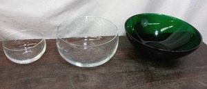 lot 113 image: Three Glass Bowls