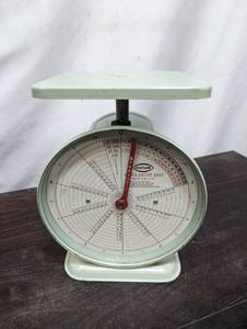 lot 202 image: Chatillon Scale