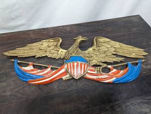 lot 207 image: Vintage Metal Eagle Wall-Hanging