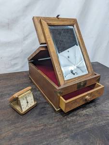 lot 217 image: Jewelry Box And Desk Clock