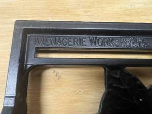 lot 64 image: Set of Decorative Corbels - BlackLeaves