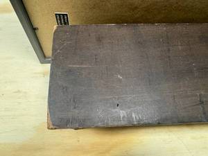 lot 65 image: Decorative Wooden Shelf (with tag)