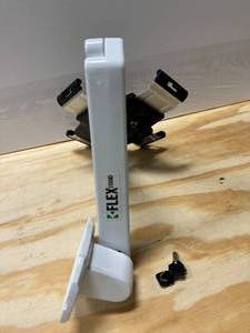 lot 114 image: I-Pad Flex Stand
