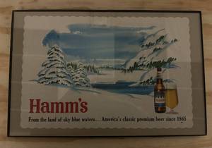 lot 119 image: Pair of Hamms Placemats - Winter Scenes