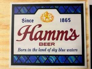 lot 165 image: Hamms Replacement Cinerama Inserts