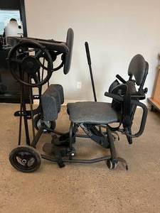 MSRP $5000 EASYSTAND 5000 MOBILE ADULT LARGE STANDING FRAME WORKSTATION FOR PHYSICAL THERAPY PATIENTS &amp WHEELCHAIR USERS GREAT CONDITION - NO TEARS TO UPHOLSTERY