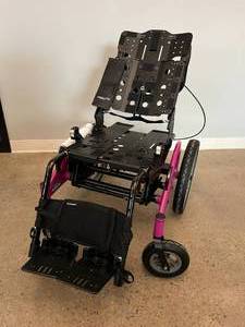 MSRP $2800 Convaid Flyer Tilt-In-Space Stroller Chair Wheelchair - width and depth expandable, removable chair module, designed to grow with your- Like New Condition 1st Pic Is A Stock Pic - Missing Armrests &amp Padding..See All Pics