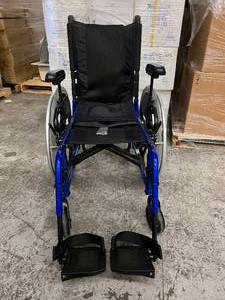 MSRP $2500 NEW FLOOR MODEL Ki Mobility Catalyst 5 VX Ultra Lightweight High Quality Wheelchair With Swing In Anti Tips &amp Transit Wheels - 14 Seat Width - 300lb Capacity - This Wheelchair Has A Reserve