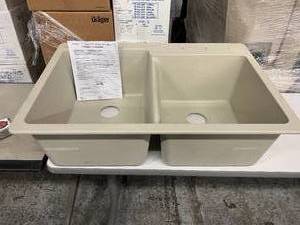 MSRP $1000 Elkay Quartz Luxe 33 x 22 x 10 Offset 6040 Double Bowl Drop-in Sink with Aqua Divide Ricotta - Looks Like It Was Installed And Taken Out Without Usage A Couple Scuffs That Can Be Easily Cleaned Up&nbsp&nbsp