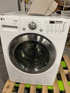 MSRP $1000 LG 27-Inch XL Front Load Washing Machine 3.83 Cu. Ft. Capacity &amp 7 Washing Programs -Direct Drive Motor for the ultimate in durability &amp reliability - Great Working Condition Guaranteed To Work&nbsp1st Pic Is Stock Pic