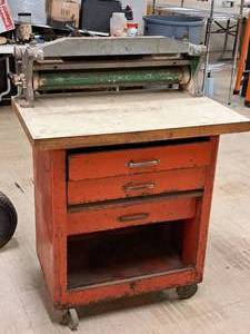 lot 486 image: Sheet Metal Bender with Rolling Workstation