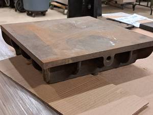 lot 490 image: Machine Platform