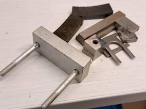 lot 538 image: Lot of (9) Assorted Machining Clamps and Shims