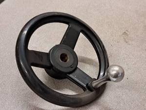 lot 497 image: 5-12 Machinist Rotary Handle