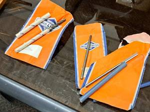 lot 572 image: Lot of (3) Briggs & Stratton Hand Tools - Oil Plunger Reamer, Bushing Driver, Reamer