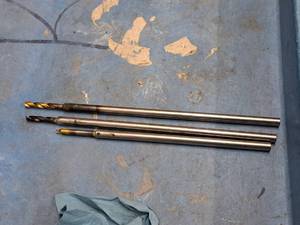 lot 619 image: Lot of (3) End Mill Bits