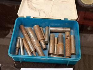 lot 588 image: Lot of (17) Lathe Bits and Bars with Plastic Tub