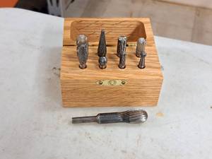 lot 597 image: Carbide Burr Grinder Bit Set 9-piece with Wood Storage Case