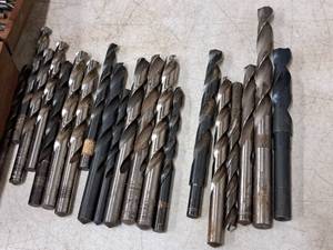 lot 632 image: 516-58 Assorted Drill Bits 20-piece