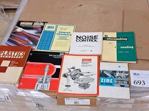 lot 693 image: Lot of (8) Machinist Books and Catalogs