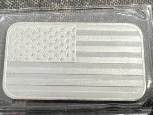 lot 34 image: 1 TROY OZ .999 FINE SILVER UNITED WE STAND BAR SEALED