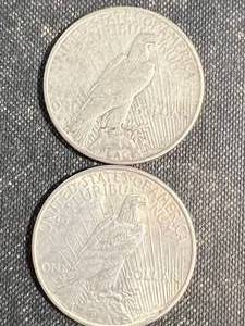 lot 60 image: 2 US PEACE SILVER DOLLARS 1925 1925-S