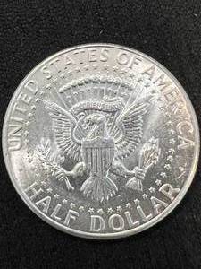 lot 74 image: 1964 KENNEDY SILVER HALF DOLLAR UNC