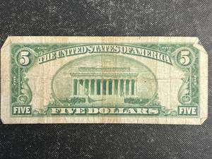 lot 89 image: 1928B US RED SEAL $5 BILL