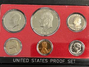 lot 10A image: 1974 US PROOF SET IN ORIGINAL PACKAGE