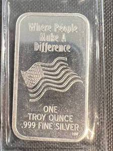 lot 22A image: 1 TROY OZ .999 FINE SILVER DONALD TRUMP WANTED FOR PRESIDENT BAR