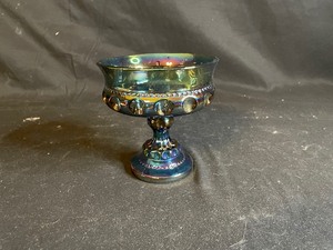 lot 311 image: Indiana Blue Carnival Glass Kings Crown Iridescent Glass Dish