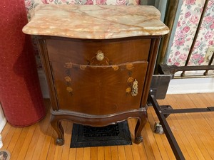 lot 257 image: Pair of Vintage Nightstands with Marble Tops