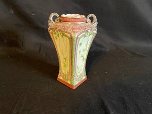 lot 224 image: 1890s Nippon Swan 2 Handle Porcelain Vase Moriage Flower Hand Painted Japan Leaf