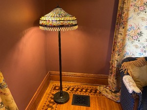 lot 186 image: Vintage Arts & Crafts Style, Mission Stained Slag Glass Lamp ShadeFloor Lamp with Beaded Fringe