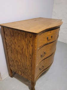 lot 320 image: Antique Solid Wood DresserChest of Drawers