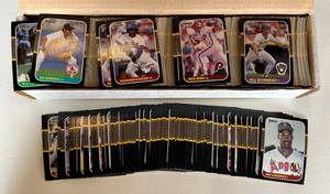 lot 50 image: 1987 Donruss Baseball Cards - Full Box 700 Cards
