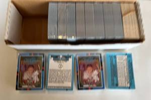 lot 51 image: 1988 Donruss Baseball Complete Factory Sealed Set - Baseball Cards