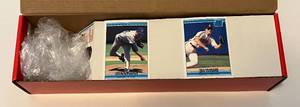 lot 55 image: 1992 Donruss Baseball Set - Baseball Carda